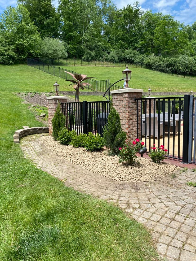 Tailored Landscape Design Expertise's image